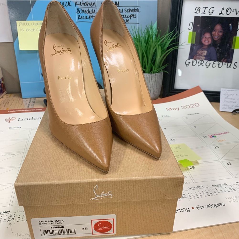 So Kate - Caramel Louboutin